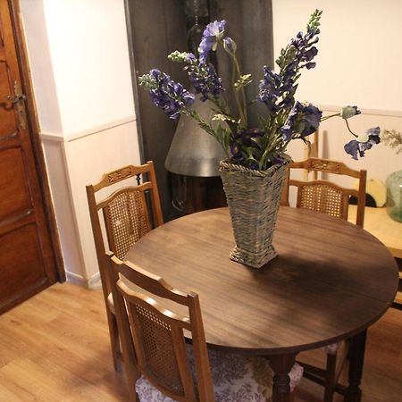 Aires De Gredos/Bajo Apartment Candeleda Bagian luar foto